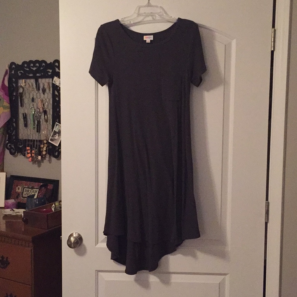 Charcoal gray Carly